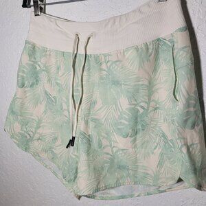 Alpine Design Activewear Womens Shorts Floral Palm Print Cream Muted Mint Size M